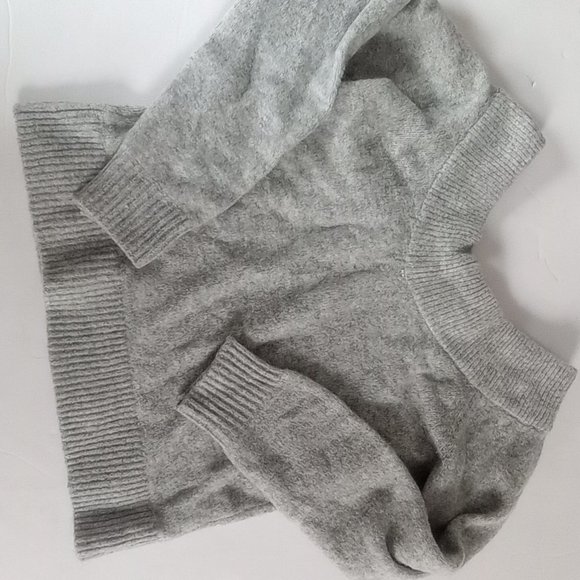 Forever 21 Small Fuzzy Off the Shoulder Sweater Grey Pullover - Picture 5 of 8